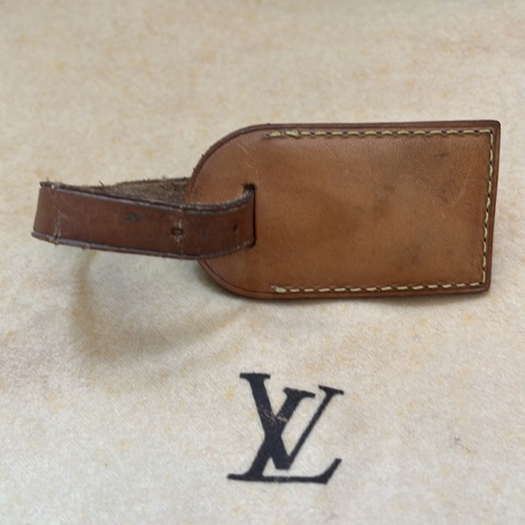 Louis Vuitton Luggage Tag - Picture 4 of 7